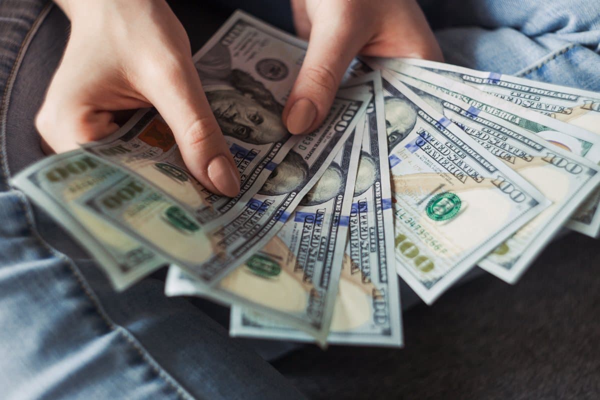Consumers Emotion Out of Sync to their Spending