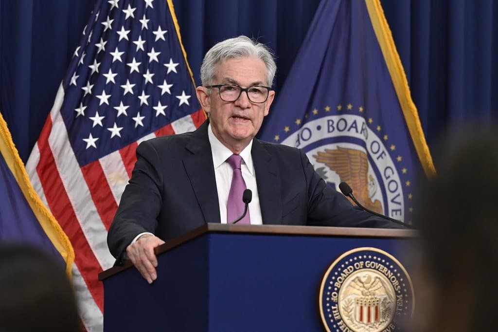 Listen to the Fed's — chart 1
